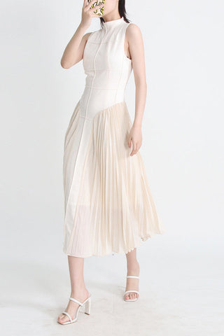 Amira Highend Stylish Sleeveless Pleated Dress