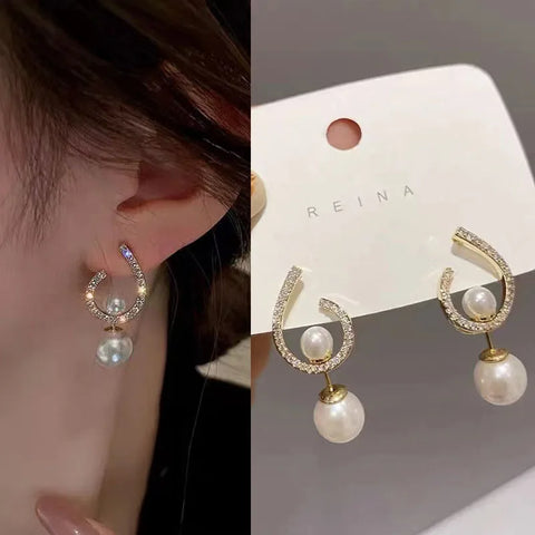 Bright Crystal Luxury Korean Unusual Claw Stud Irregular Pearl Earring