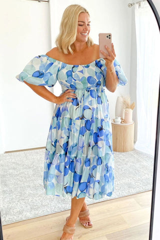 Flossy Elegant Midi Dress