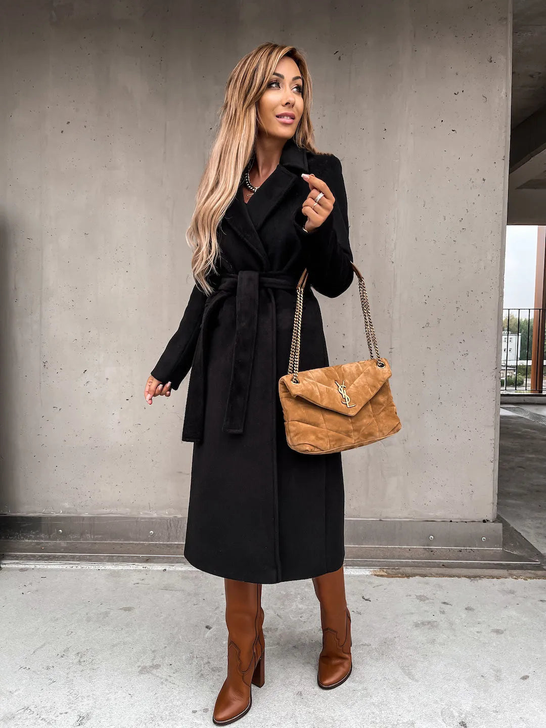 Autumn Winter V-neck Button Warm Long Women Coat with Belt Overcoats