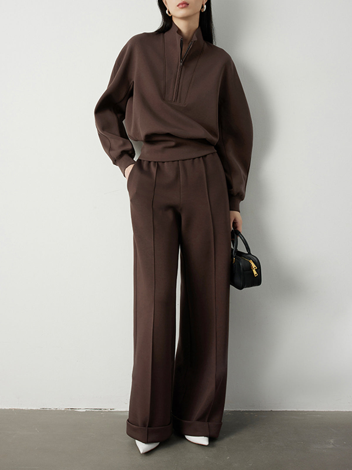 Solid Charming Pleated Sweatpants