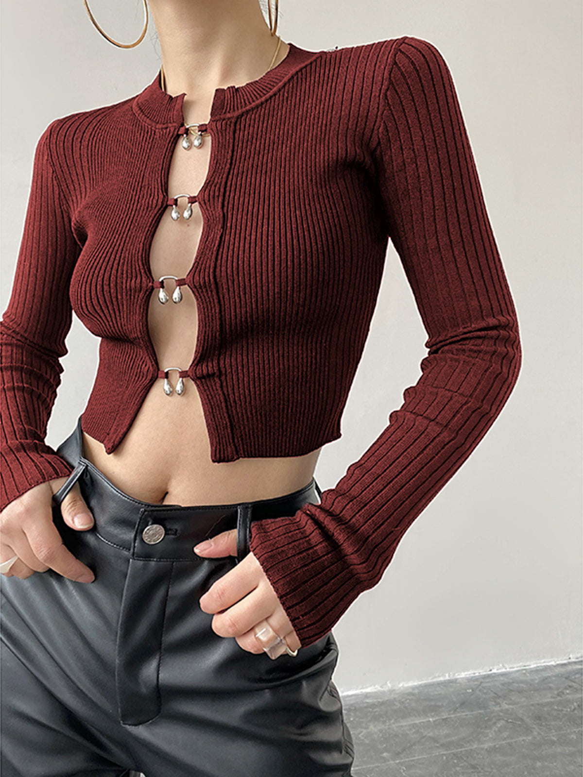 Cutout Split Beads Trendy Detail Ribbed Knit Top