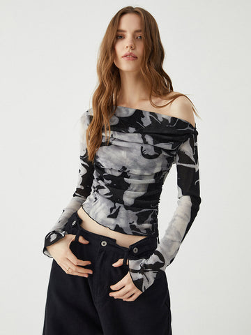 Ink Printed Graceful One-Shoulder Top