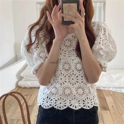 Loose Hollow-out Crocheted Puff Short Sweater Blouse