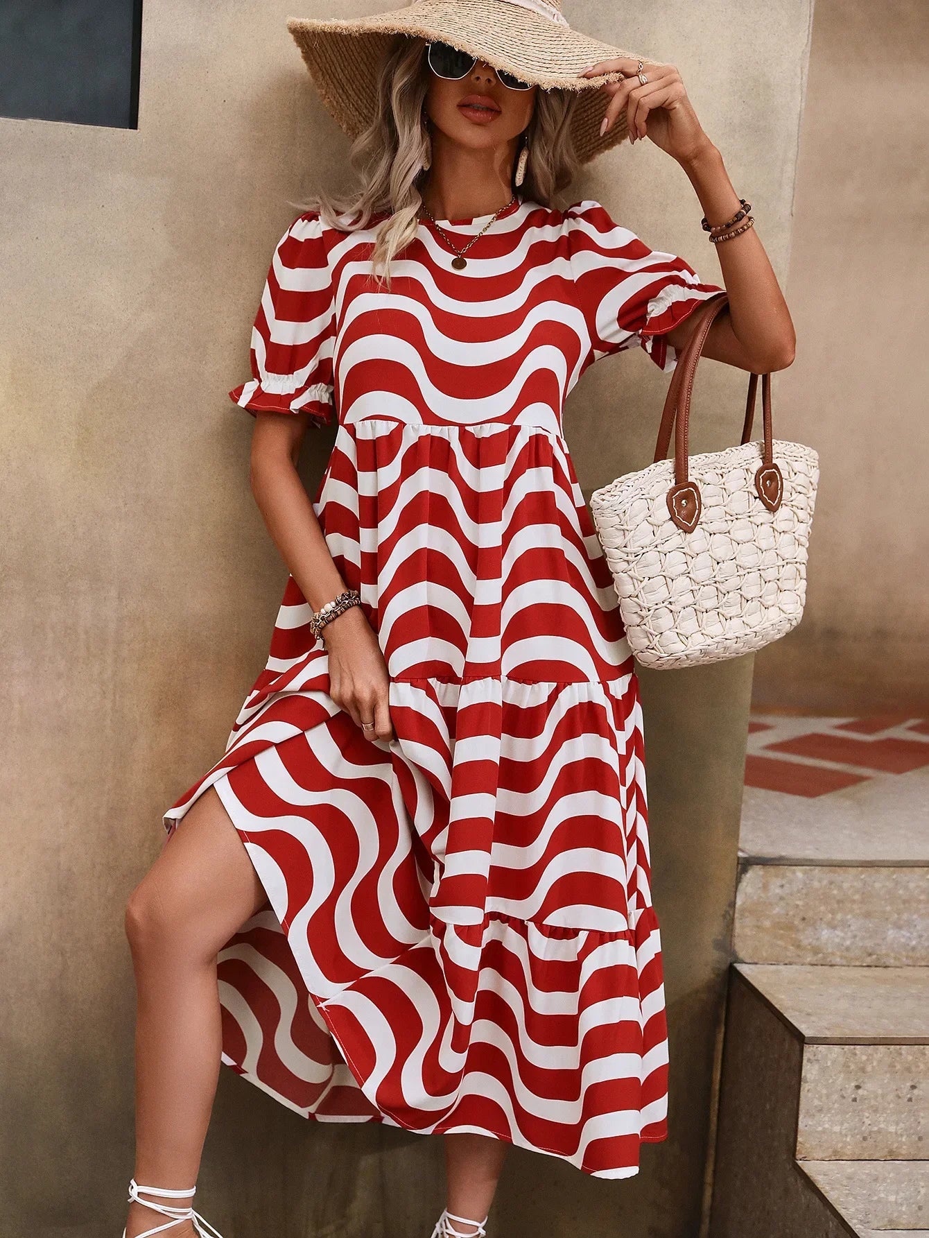 Chic Wave Stripe Short Bubble Sleeves Skinny O-neck Midi Dress