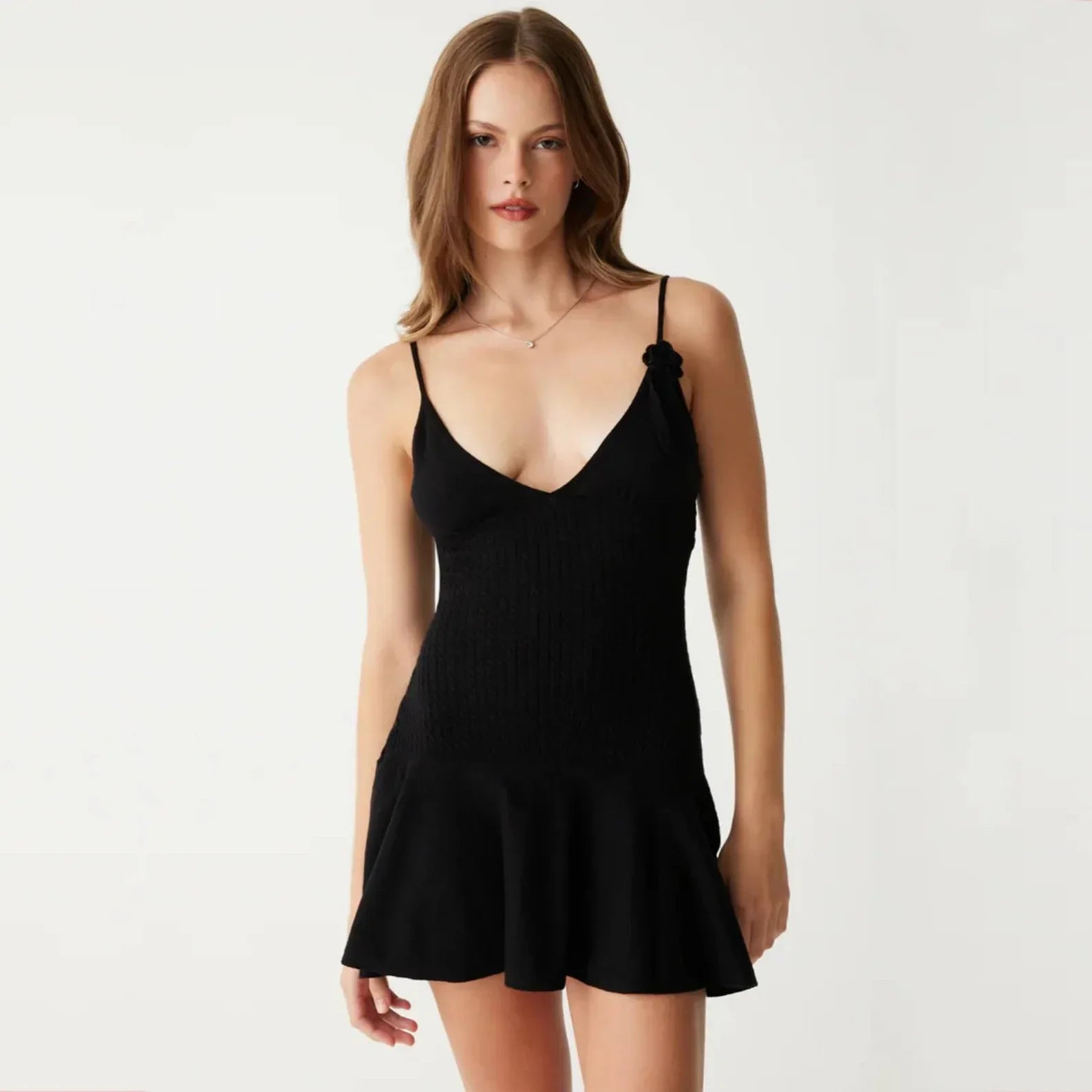 Spring Appliques Knitted Sexy Spaghetti Strap Sleeveless Elegant Backless Party 2024 Club Outfits Mini Dress