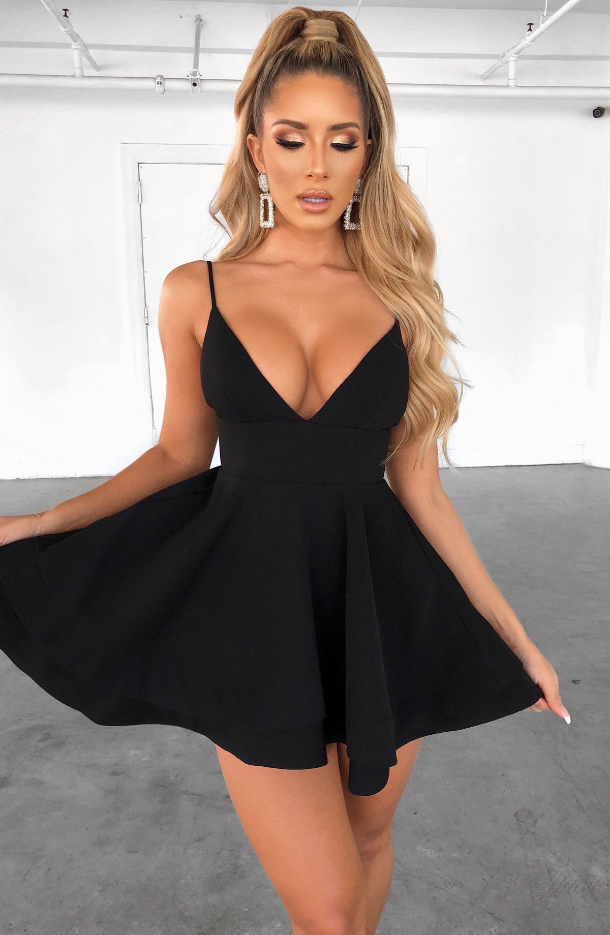 Amanda Mini Graceful Dress - Black