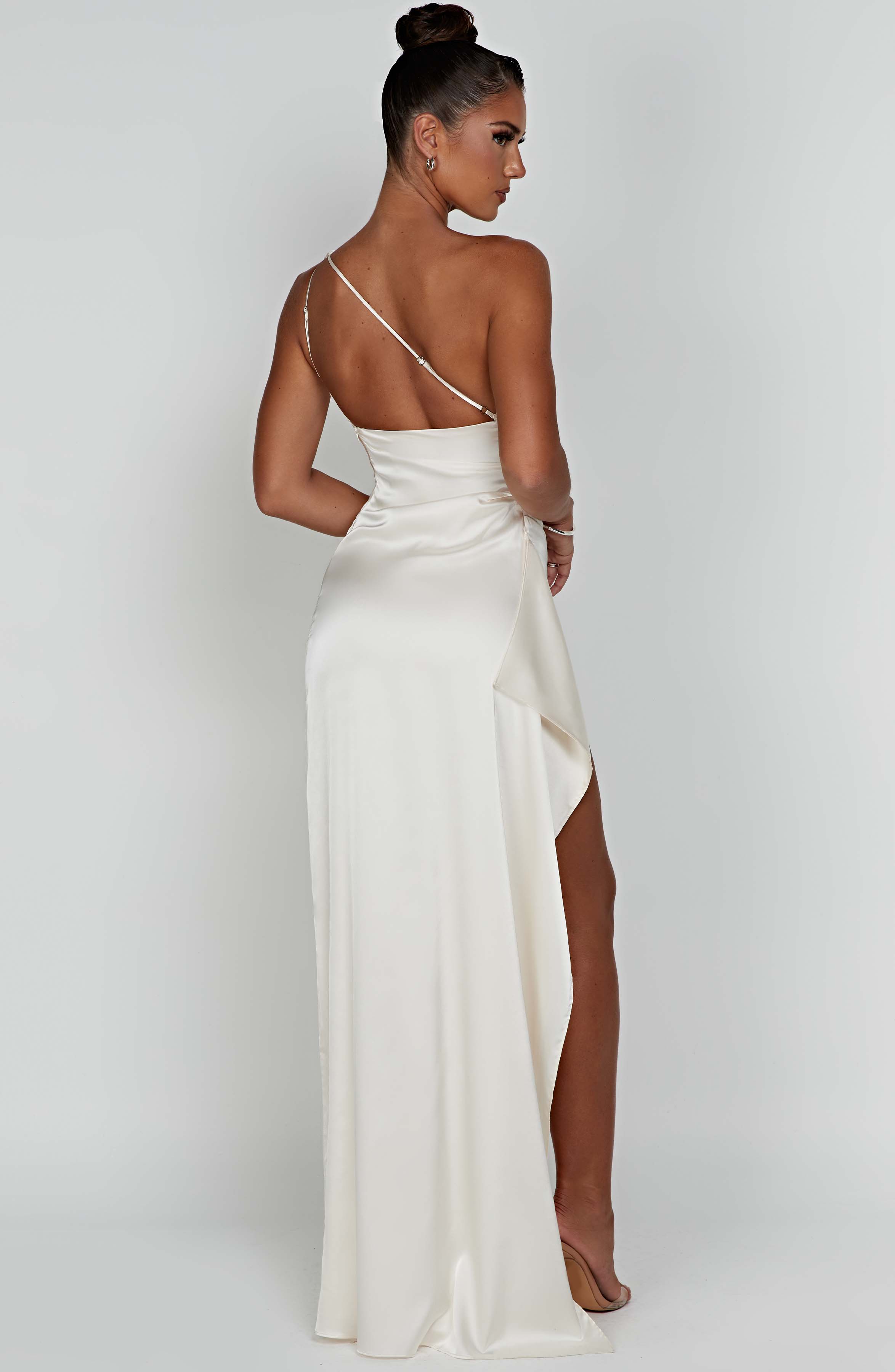 Ariel Maxi Graceful Dress - Ivory